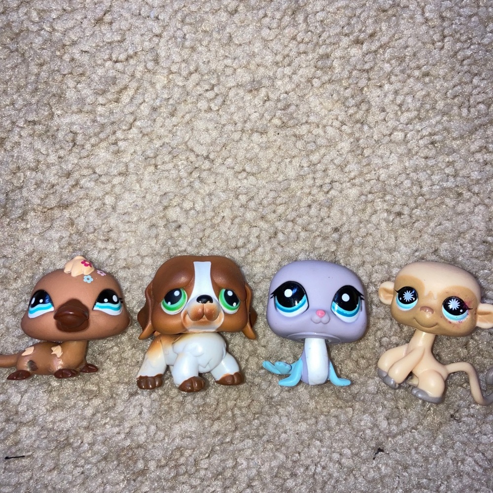 Littlest Pet Shop Lot of 4